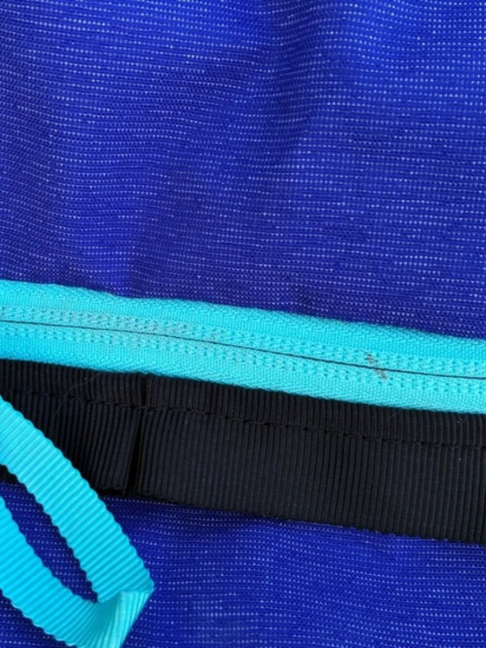 Ivivva By Lululemon Royal Blue "In The Game" Duffle Gym Overnight Weekender Bag - Picture 15 of 16